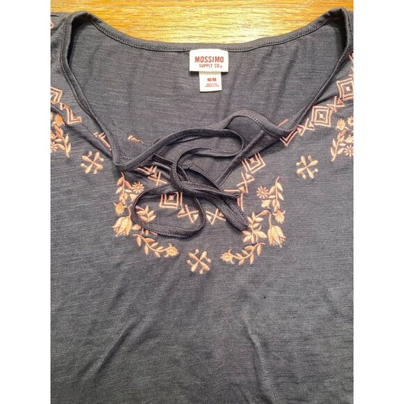 Mossimo Womens Embroidered Cropped Top Navy & Pink M - Picture 2 of 4